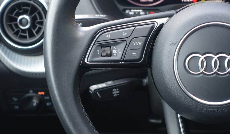 AUDI Q2 35 TFSI 150 CH S-TRONIC S-LINE complet