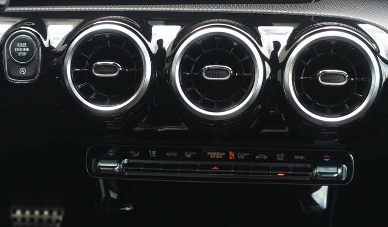 MERCEDES CLASSE A 180d 7G-DCT 116 CH complet