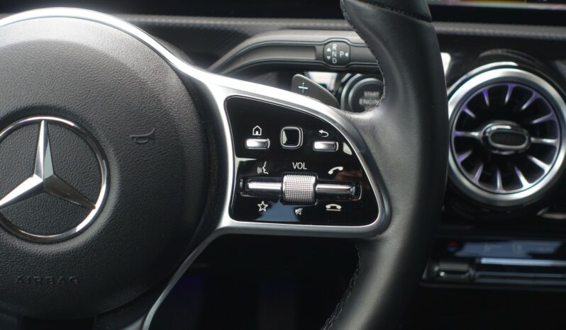 MERCEDES CLASSE A BERLINE 180d 8G-DCT complet