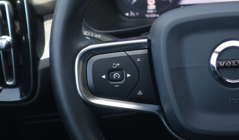 VOLVO XC 40 D3 2.0 L GEARTRONIC 150CH MOMENTUM complet