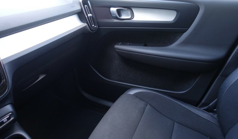 VOLVO XC 40 D3 2.0 L 150CH MOMENTUM complet