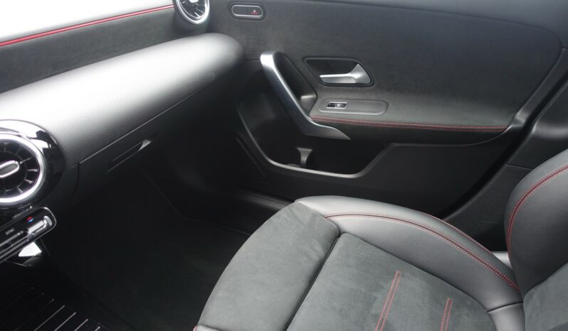 MERCEDES CLASSE A 180d 7G-DCT 116 CH complet