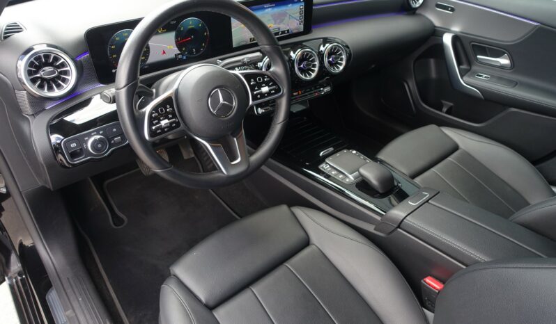 MERCEDES CLASSE A BERLINE 180d 8G-DCT complet
