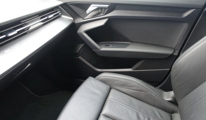 AUDI A3 SPORTBACK 30 TDI complet