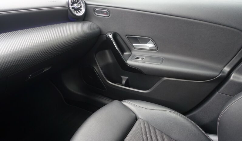 NOUVELLE MERCEDES CLASSE A 180d 7G-DCT 116 CH complet