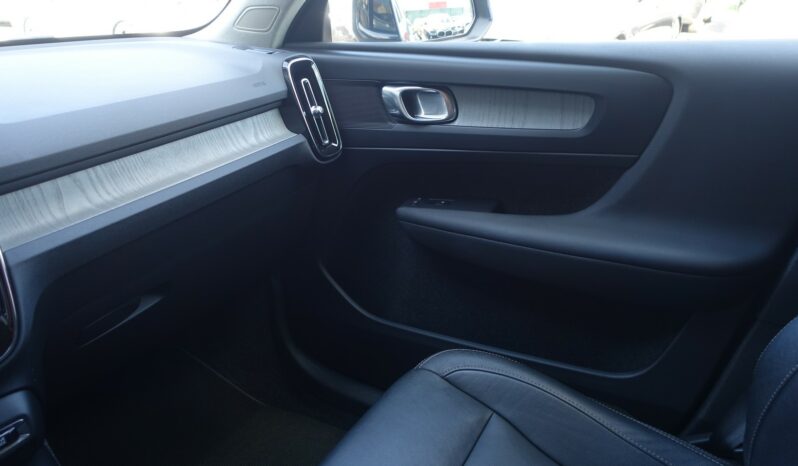 VOLVO XC 40 D3 2.0 L 150CH INSCRIPTION complet