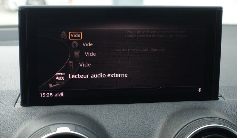 AUDI Q2 35 TFSI 150 CH S-TRONIC S-LINE complet