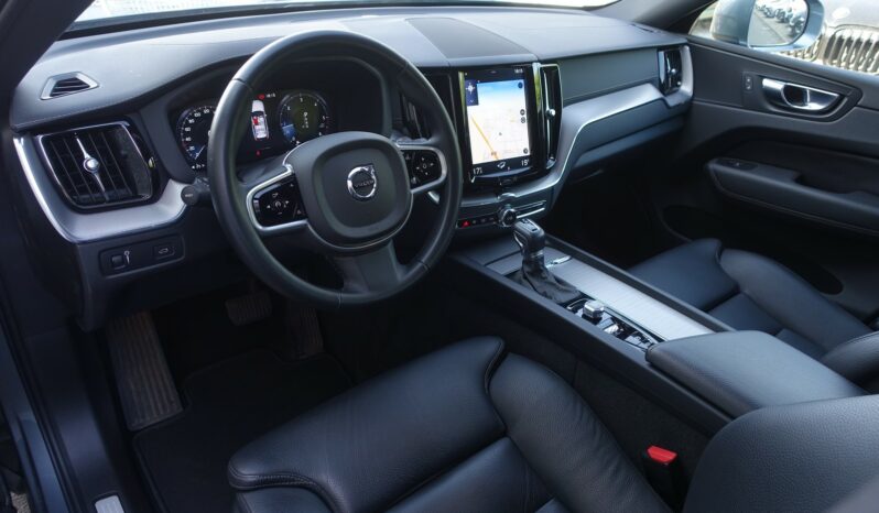 VOLVO XC 60 D4 2.0 L GEARTRONIC 163CH INSCRIPTION complet