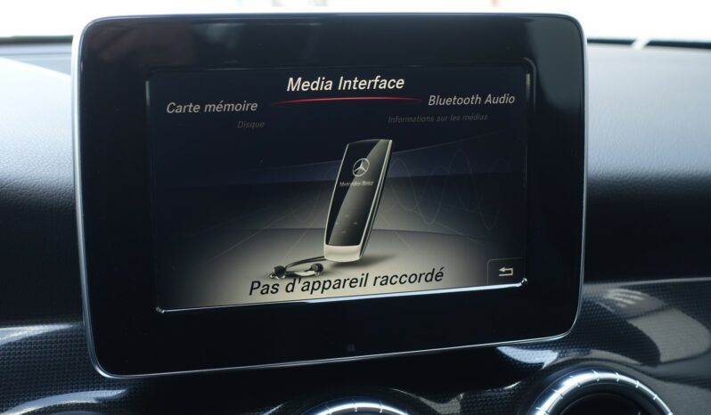 MERCEDES CLASSE CLA 180 CDI BERLINE complet