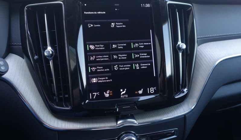 VOLVO XC 60 D4 2.0 L GEARTRONIC 163CH INSCRIPTION complet