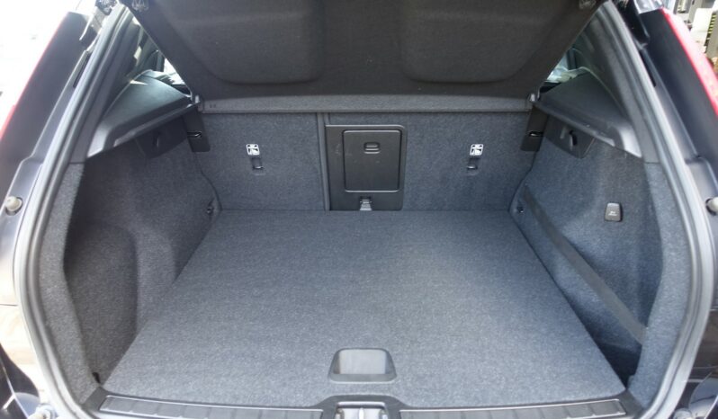 VOLVO XC 40 D3 2.0 L GEARTRONIC 150CH MOMENTUM complet