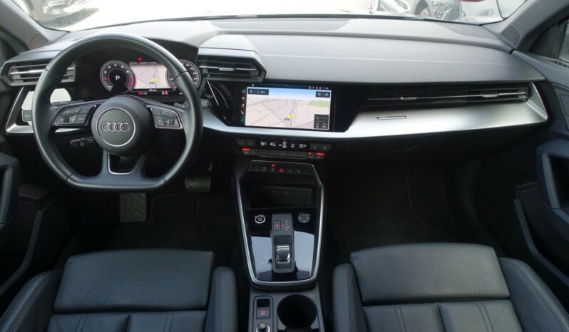 AUDI A3 BERLINE 30 TFSI 110 CH S-TRONIC  S-LINE complet