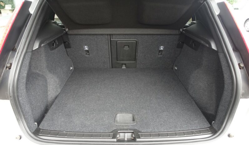 VOLVO XC 40 D3 2.0 L 150CH KINETIC complet