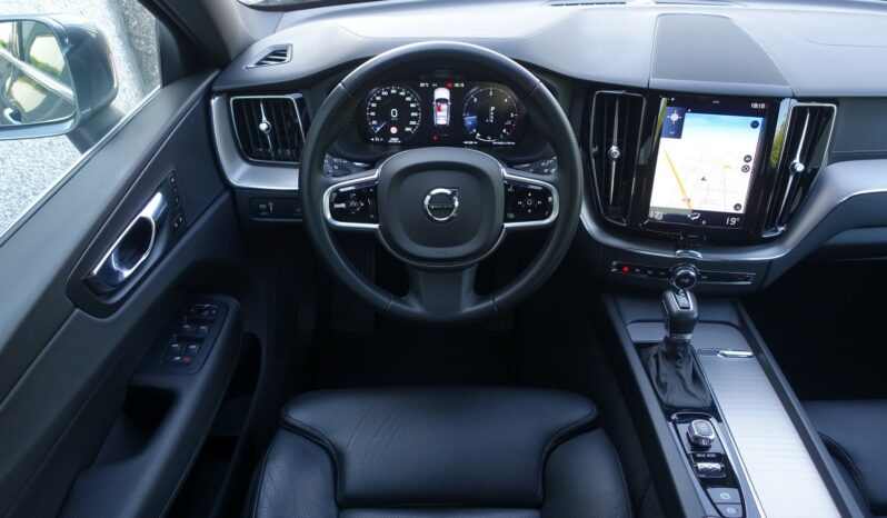 VOLVO XC 60 D4 2.0 L GEARTRONIC 163CH INSCRIPTION complet
