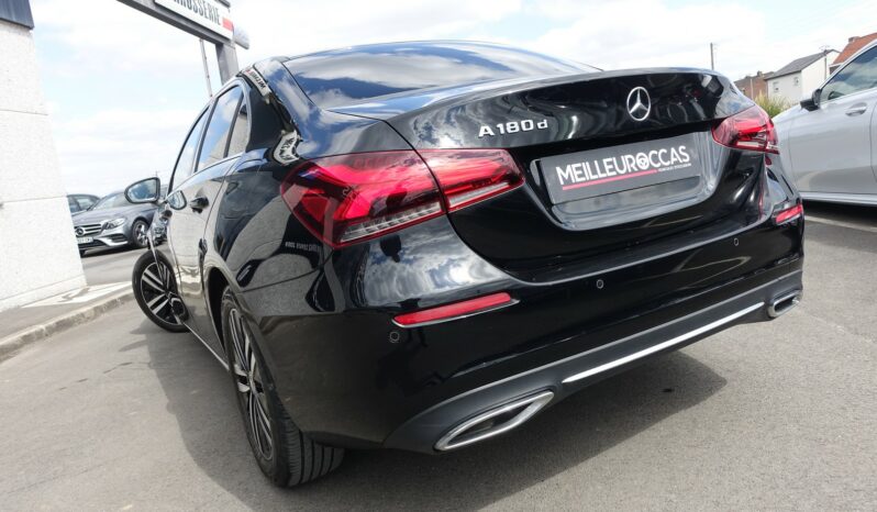 MERCEDES CLASSE A BERLINE 180d 8G-DCT complet