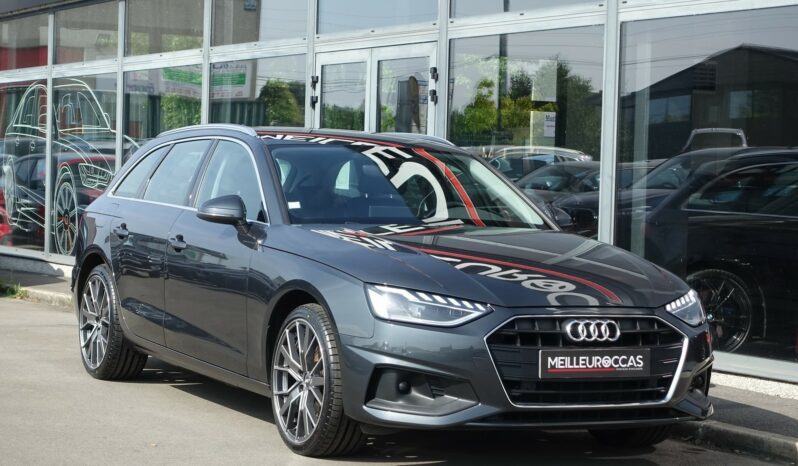 AUDI A4 AVANT 30 TDI MHEV S-TRONIC complet