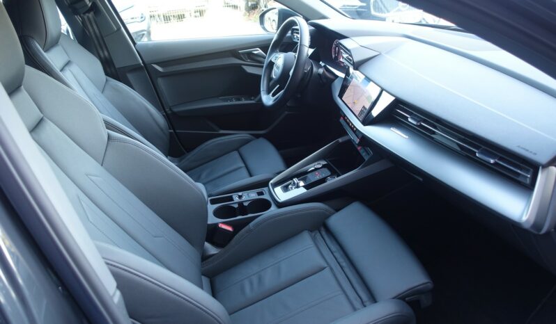 AUDI A3 SPORTBACK 30 TFSI S-TRONIC complet