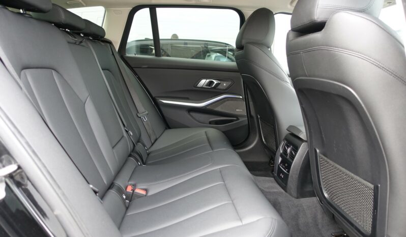 BMW 318 DA TOURING 150 CH BVA complet