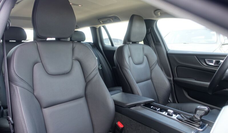 VOLVO V 60 D3 2.0 L GEARTRONIC 150CH MOMENTUM complet