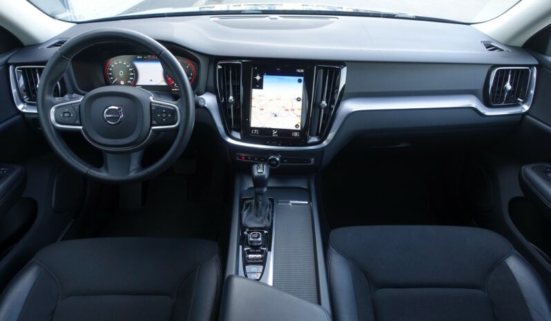 VOLVO V 60 D3 2.0 L GEARTRONIC 150CH MOMENTUM complet