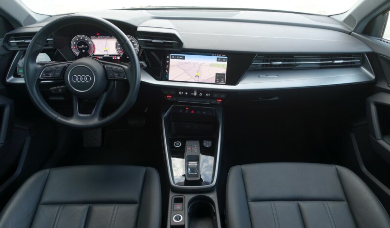 AUDI A3 BERLINE 30 TFSI S-TRONIC MHEV complet