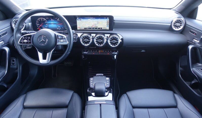 MERCEDES CLASSE CLA 200D SHOOTING BRAKE 150 CH 8G-Dct complet