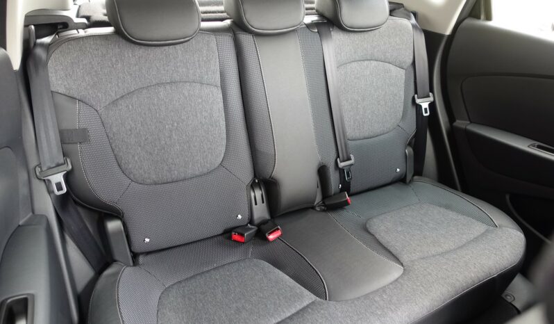 RENAULT CAPTUR 1.5 DCI ECO2 EDC 90CH INTENS complet