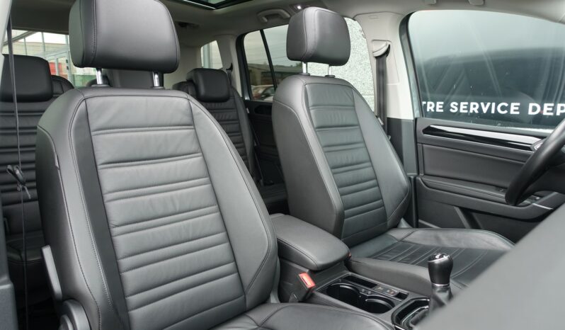 VOLKSWAGEN TOURAN 2.0 L TDI 150 CH  HIGHLINE complet