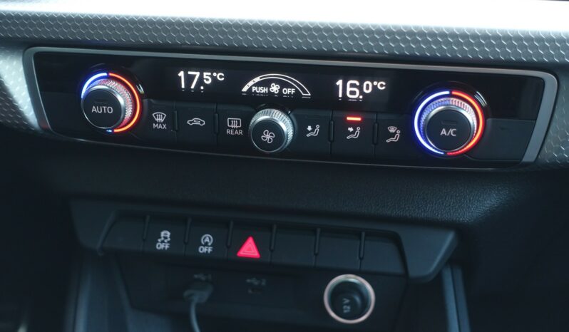 AUDI A1 SPORTBACK 30 TFSI  S-LINE complet