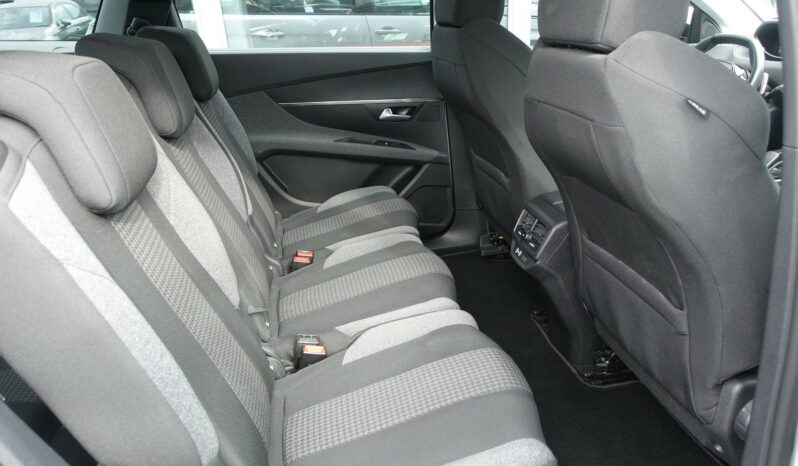 PEUGEOT 5008 1.5 L BLUEHDI EAT8 7 PLACES 130 CH complet