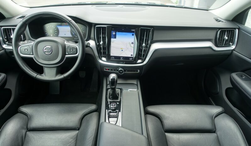 VOLVO V 60 D3 2.0 L 150CH MOMENTUM complet