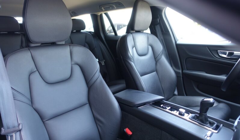 VOLVO V 60 D3 2.0 L 150CH MOMENTUM complet