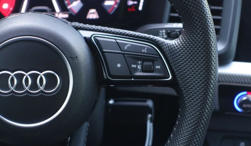 AUDI A1 SPORTBACK 30 TFSI  S-LINE complet