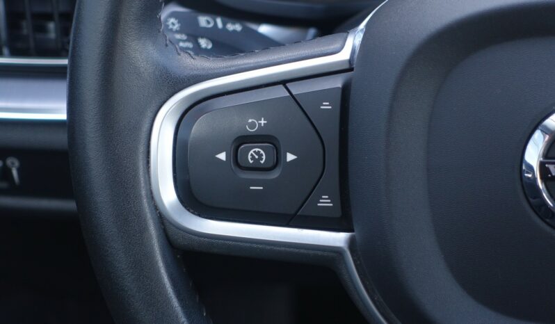 VOLVO V 60 D3 2.0 L GEARTRONIC 150CH MOMENTUM complet