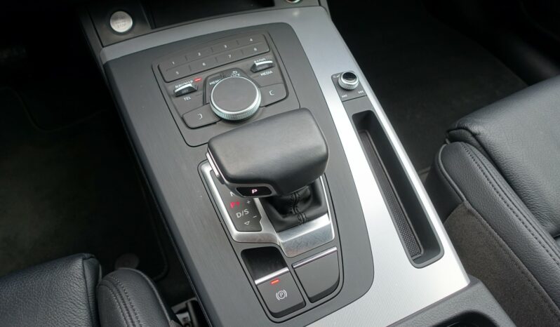 AUDI Q5 40 TDI 190 CH QUATTRO S-TRONIC complet