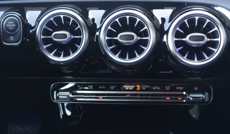 MERCEDES CLASSE A 180 7G-DCT complet