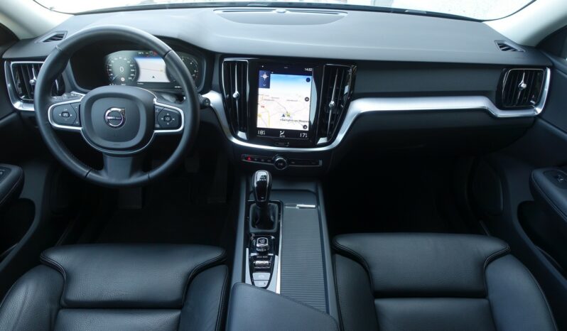 VOLVO V 60 D3 2.0 L 150CH MOMENTUM complet