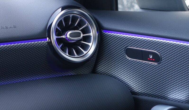 MERCEDES CLASSE A 180 7G-DCT complet