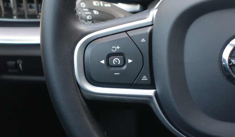 VOLVO V 60 D3 2.0 L GEARTRONIC 150CH MOMENTUM complet