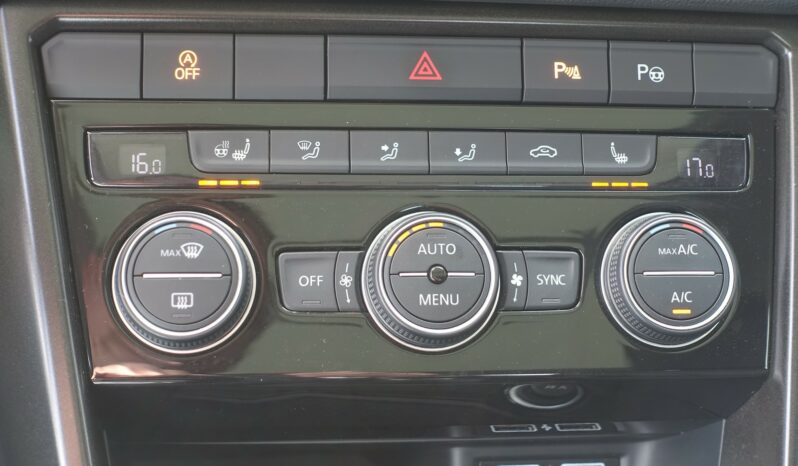 VOLKSWAGEN T-ROC 1.6 L TDI  R-LINE complet