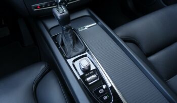 VOLVO XC 60 D4 2.0 L GEARTRONIC 190CH MOMENTUM complet