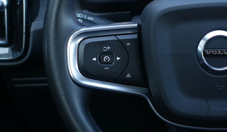 VOLVO XC 40 D3 2.0 L GEARTRONIC 150CH MOMENTUM complet