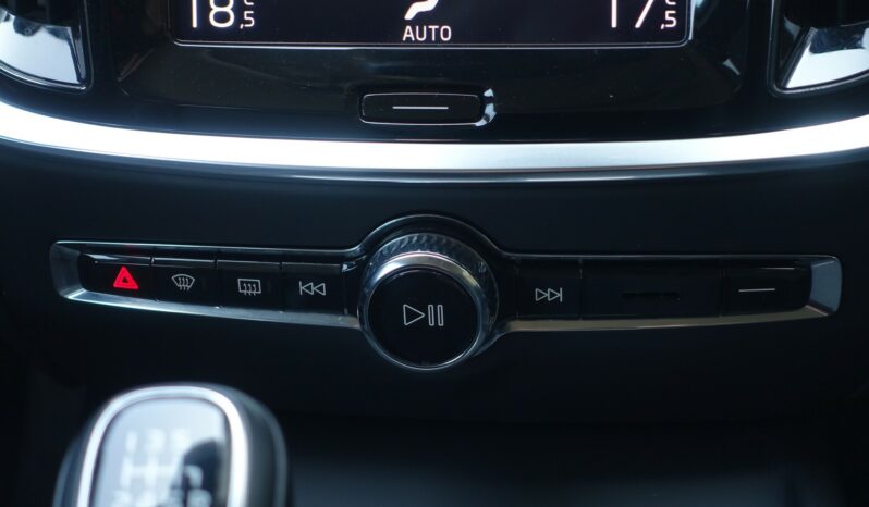 VOLVO V 60 D3 2.0 L 150CH MOMENTUM complet