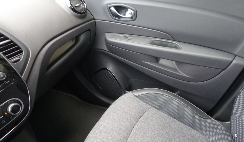 RENAULT CAPTUR 1.5 DCI ECO2 EDC 90CH INTENS complet