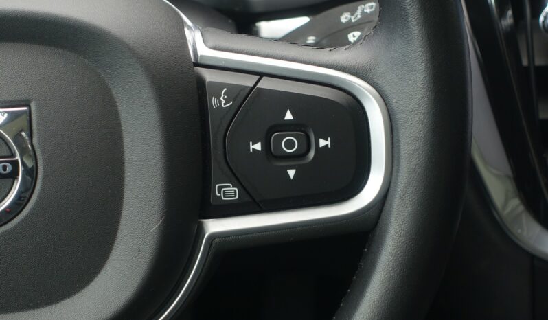 VOLVO V 60 D3 2.0 L 150CH MOMENTUM complet