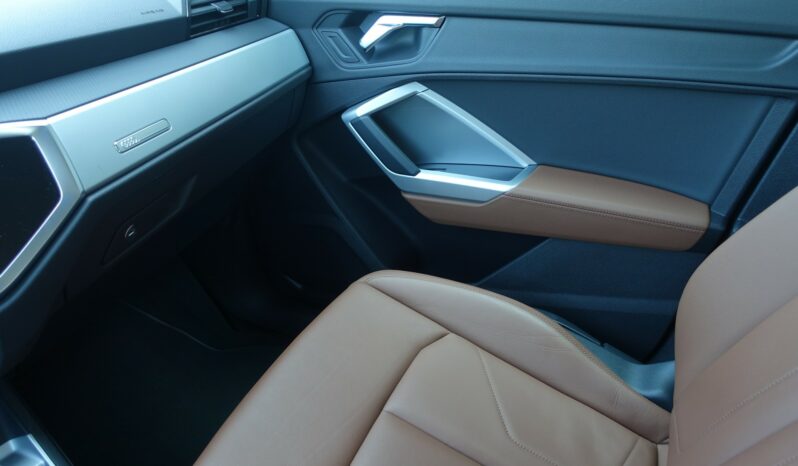 AUDI Q3 35 TDI 150 CH S-TRONIC complet