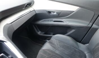 PEUGEOT 5008 1.5 L BLUEHDI EAT8 7 PLACES 130 CH GT complet