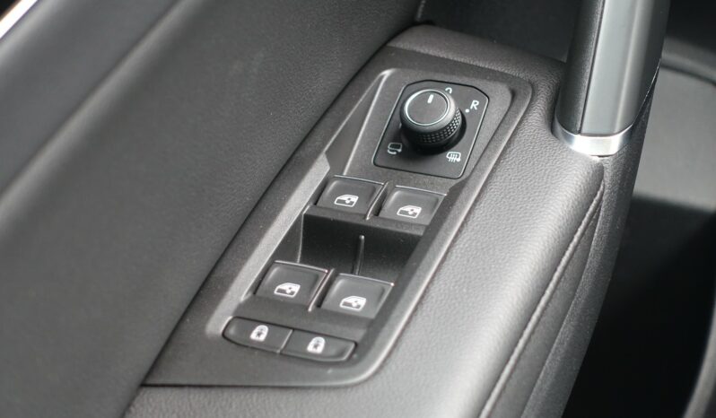 VOLKSWAGEN TOURAN 2.0 L TDI 150 CH  HIGHLINE complet