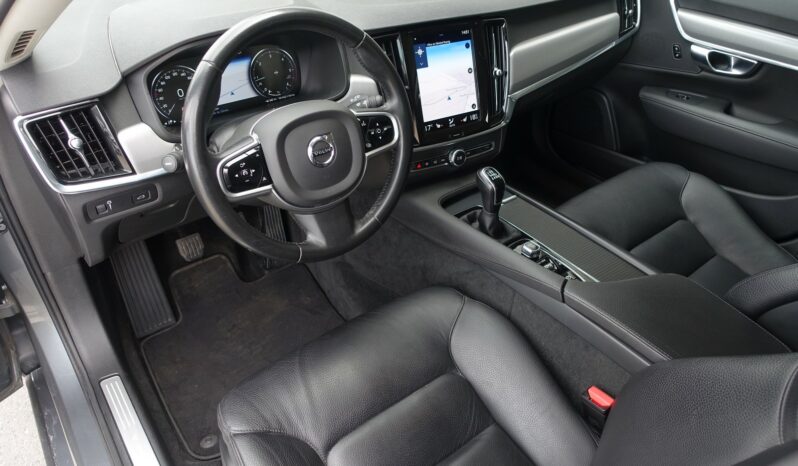 VOLVO V 90 D3 2.0 L 150CH MOMENTUM complet