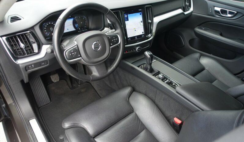 VOLVO V 60 D3 2.0 L 150CH MOMENTUM complet